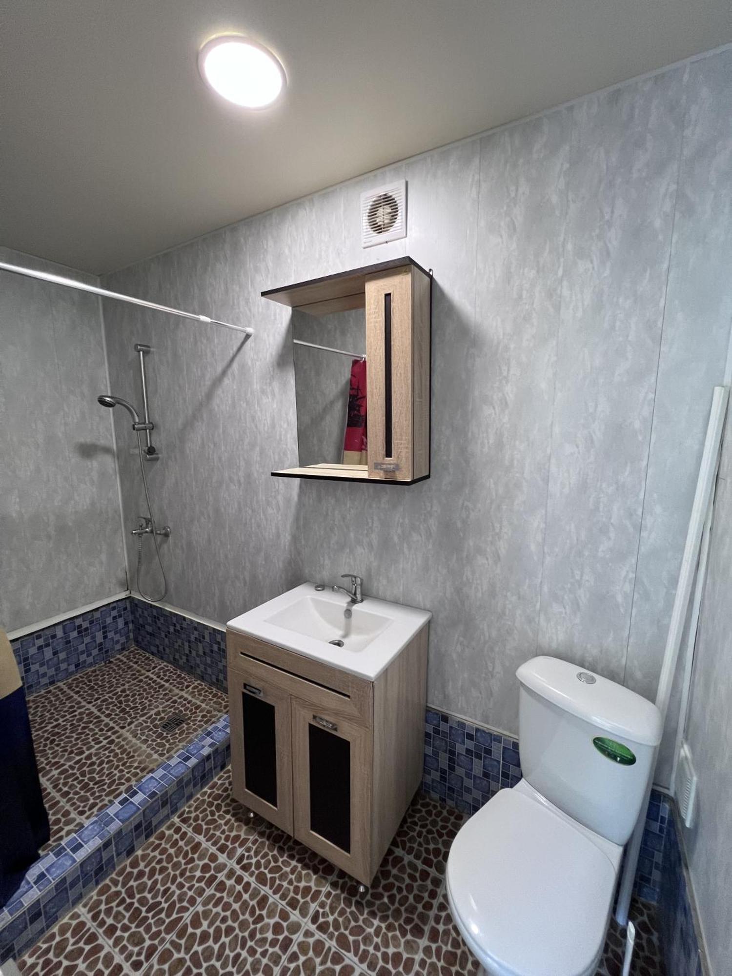 V Gostiakh U Maii Hotel Гагра Екстериор снимка